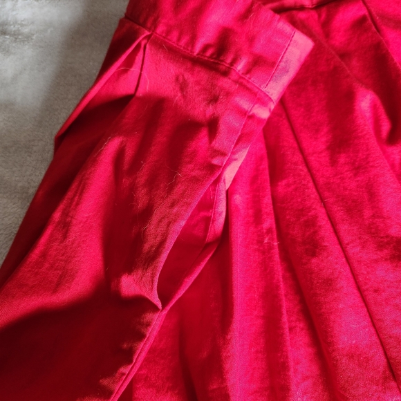 Red A-line Cotton Skirt - Picture 6 of 7